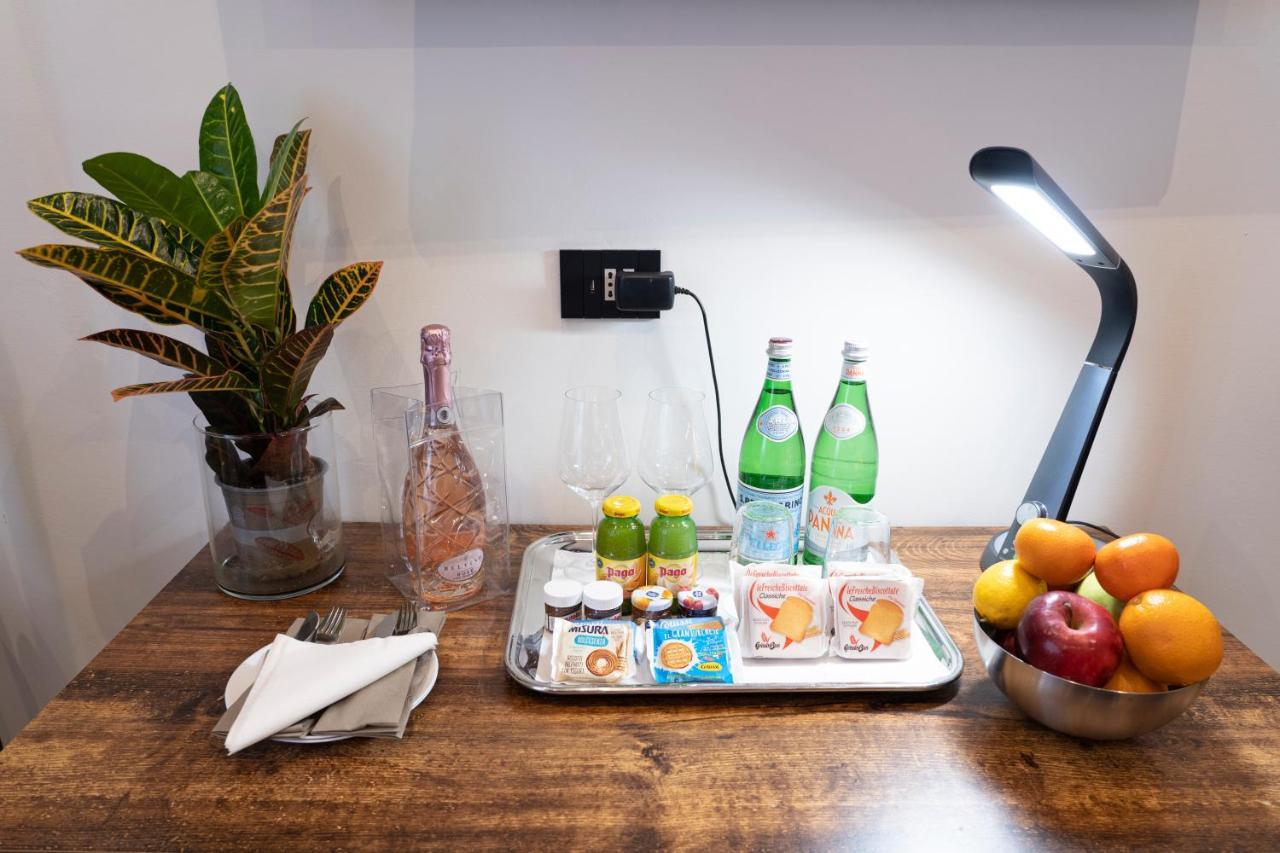 Varese Suites Dış mekan fotoğraf